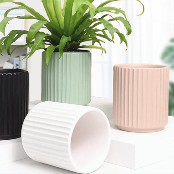 Passo Ribbed Plant Pot