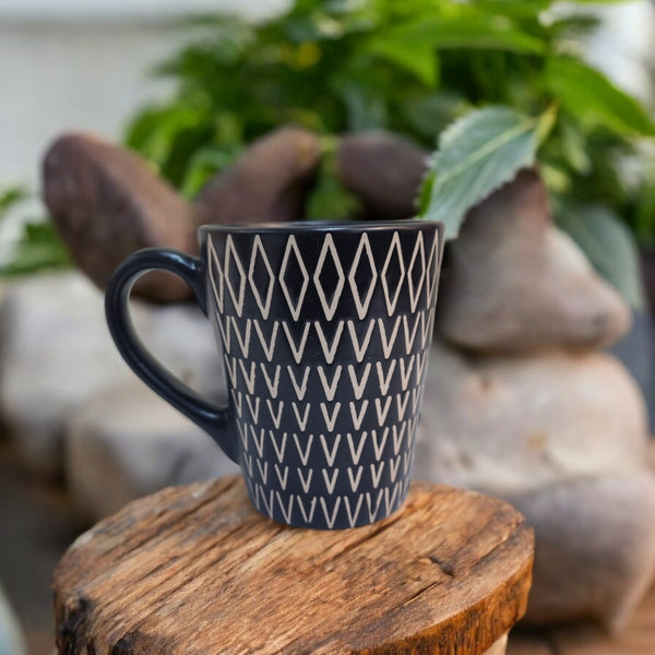 Charcoal Geometric Mug (280ml)