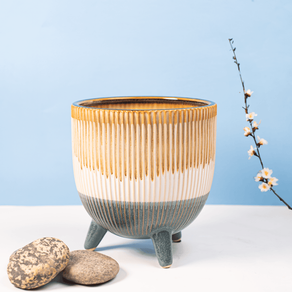 Handcrafted Ceramic Vase with Tri-Legged Design - Rustic Glazed Finish